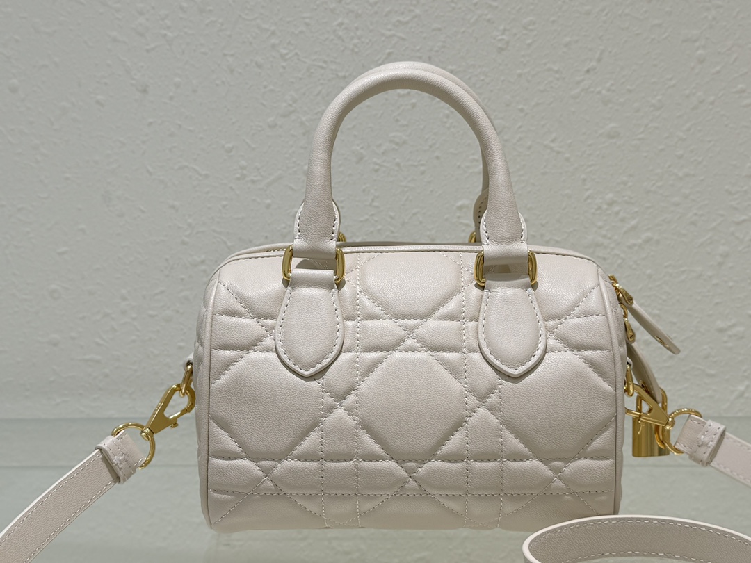 Dior Groove 20 Bag White Macrocannage Calfskin